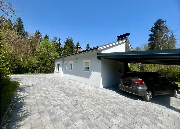 Casa Molto Bene